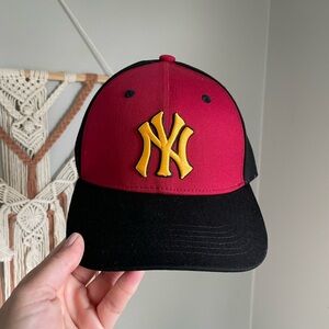 Limited Edition Harry Potter NY Yankees baseball hat NWT